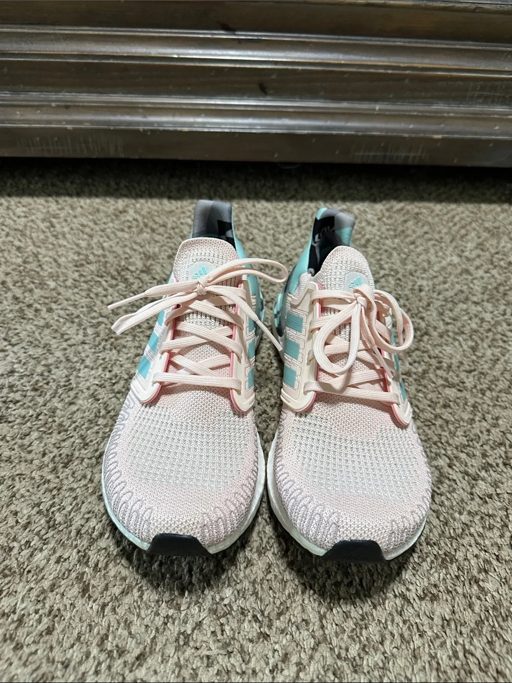 adidas lightweight knit